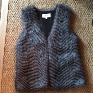 Jack by BB Dakota faux fur vest